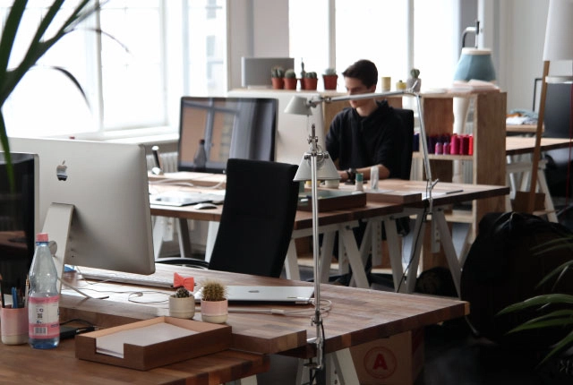 智能辦公設備｜印量管理系統，讓機密文件、費用控管更精準