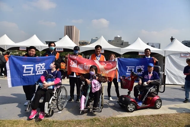 互盛北高雄|財團法人弘道老人福利基金會X協助長輩給予關懷與陪伴 互盛北高雄|財團法人弘道老人福利基金會X協助長輩給予關懷與陪伴