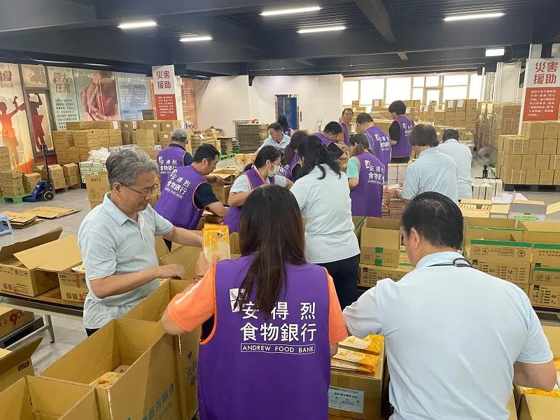 互盛總部｜社團法人中華安得烈慈善協會X 愛心食糧裝箱志工服務