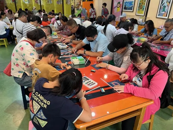 互盛陪伴中華民國唐氏症基金會的唐寶寶與家庭